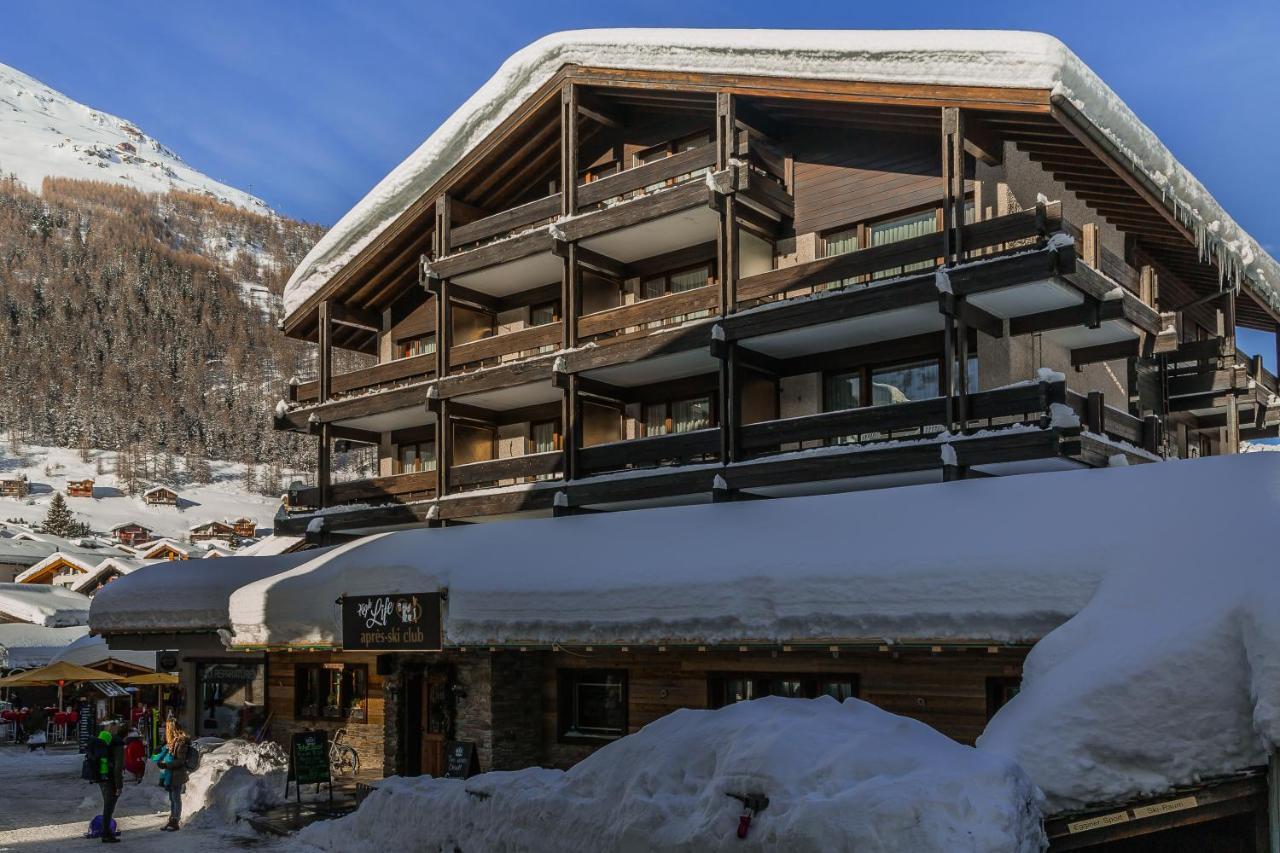Ambiente Mountain Style Hotel Саас-Фее Екстериор снимка